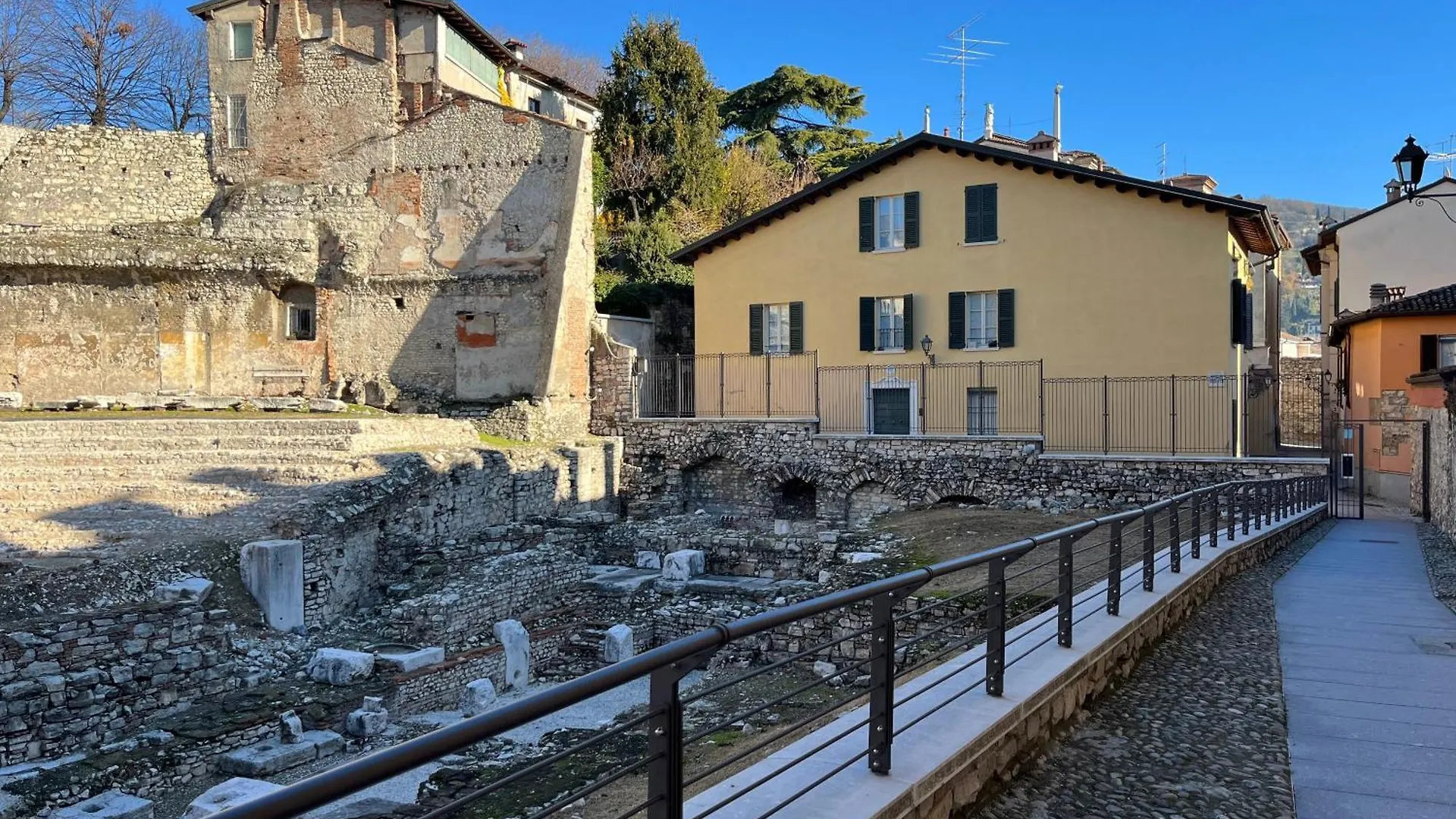 Capitolium Ad Panzió Brescia megye
